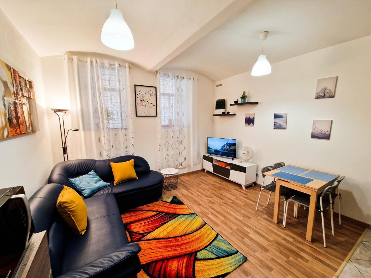 Ground Floor Apartment 프라하 외부 사진