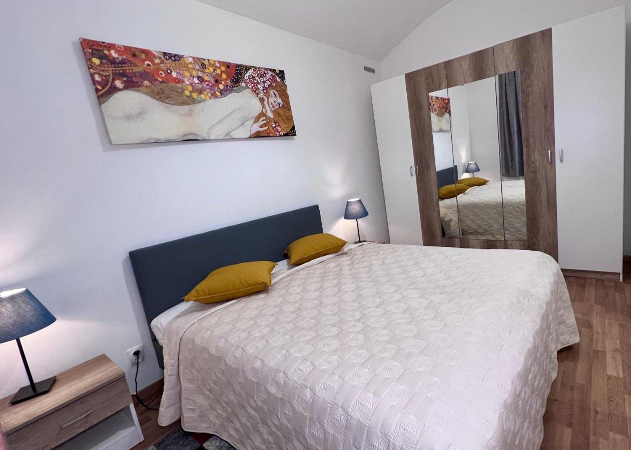 Ground Floor Apartment 프라하 외부 사진