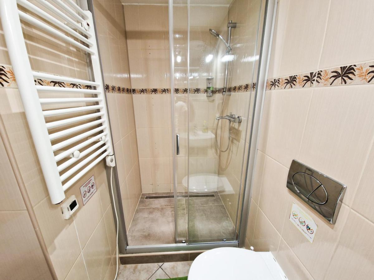 Ground Floor Apartment 프라하 외부 사진